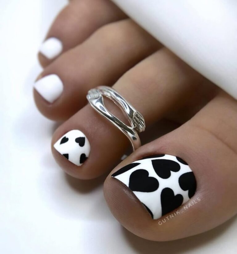 Read more about the article Uniwersalny pedicure dla każdego wyglądu z lakierami Catrice Cosmetics: pomysły, zdjęcia i porady