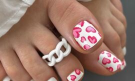 Uniwersalny pedicure dla każdego wyglądu z lakierami Bielenda: pomysły, zdjęcia i porady