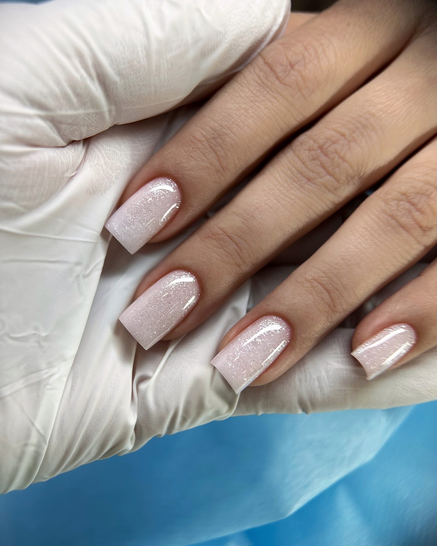 Delikatny blask w świecie pedicure