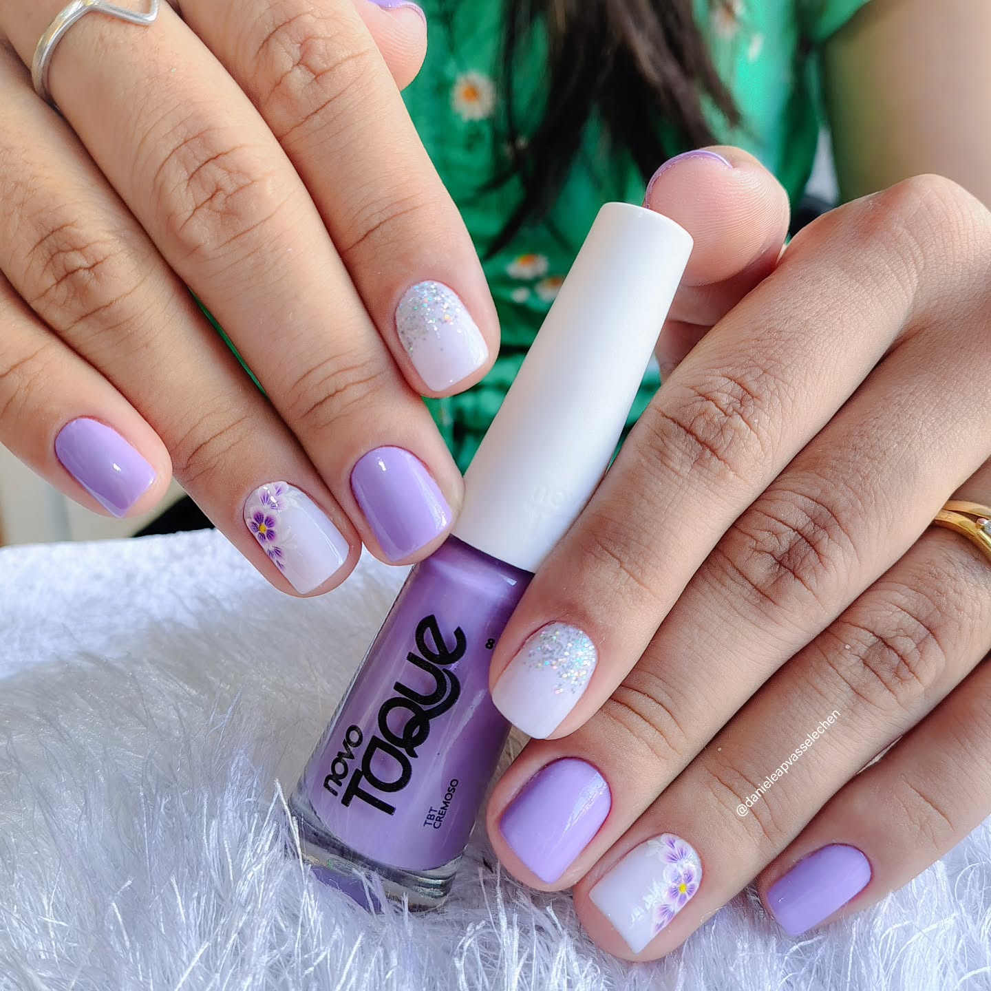 Lawendowa elegancja na końcówkach palców!