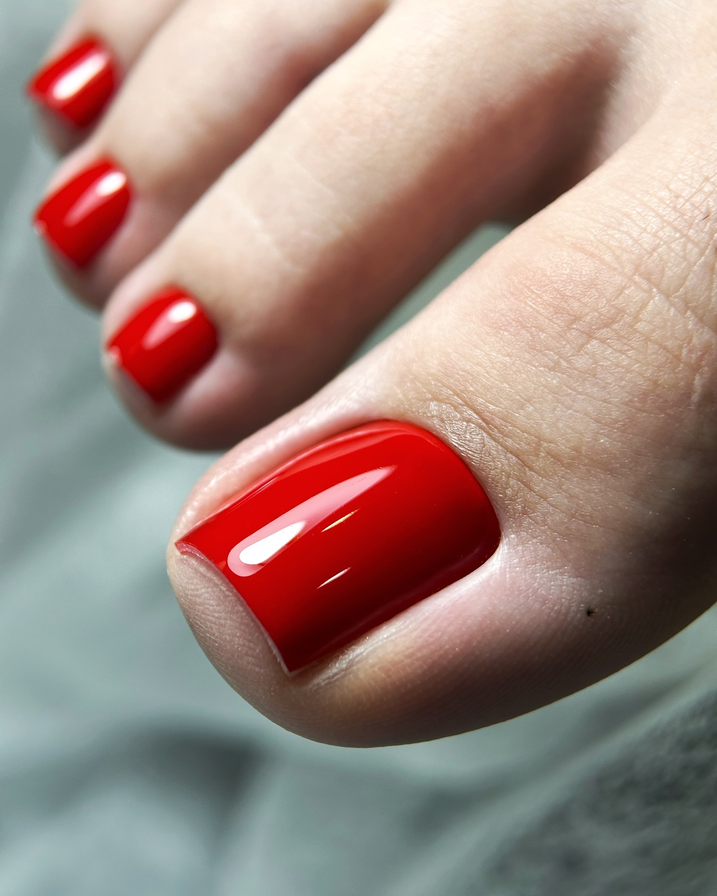 Wyraziste połączenia czerwieni: energia i styl