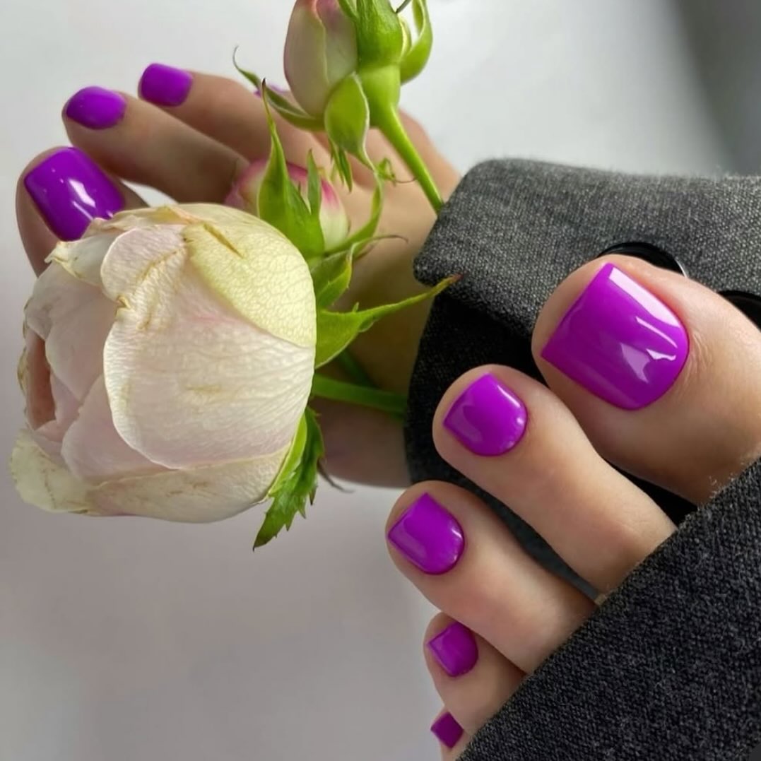 Purpurowa elegancja: gdy styl spotyka kolor!